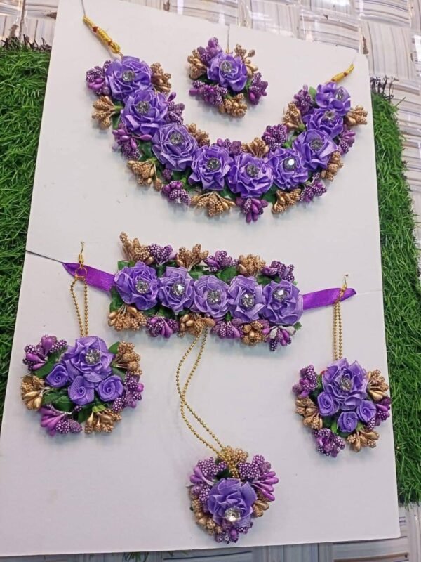Flower Jewellery - Image 4
