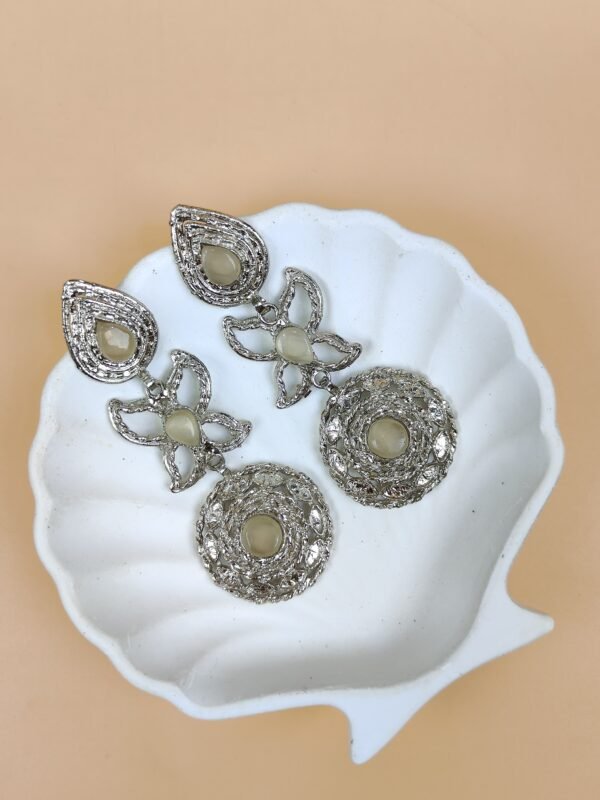 Rajasthani earrings - Image 4