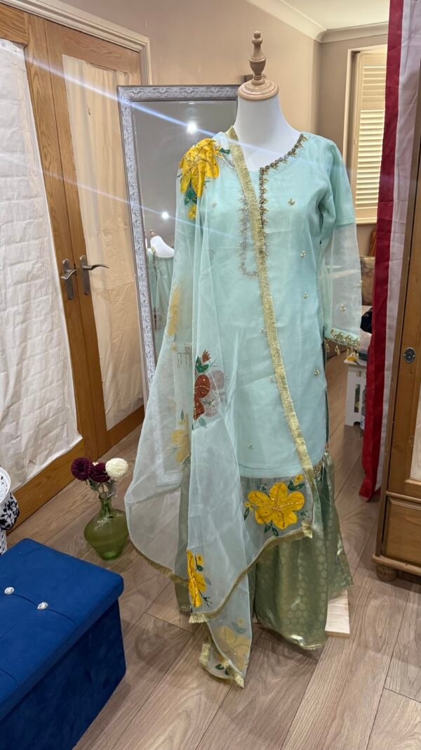 Gharara set by Asfa - Image 5