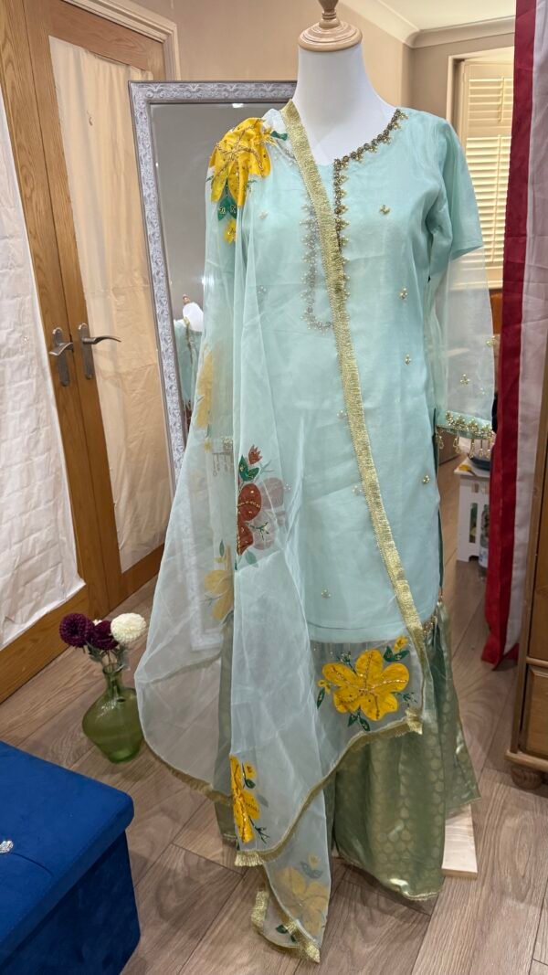 Gharara set by Asfa - Image 4
