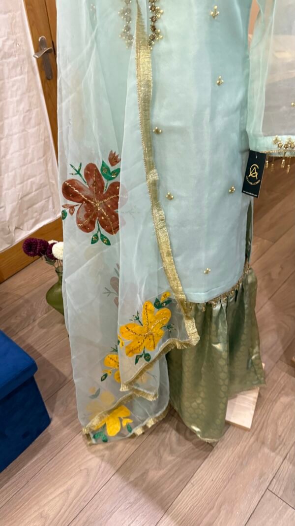 Gharara set by Asfa - Image 6