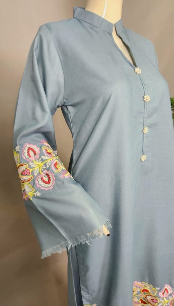 Ready to wear embroidered dress - Image 5